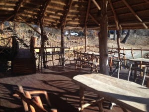 Убранство беседки из дерева построенной своими руками